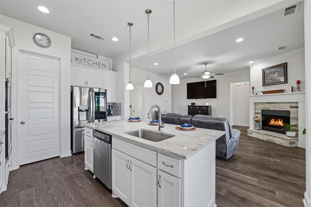 1605 Furrow Lane, Mansfield, TX 76063