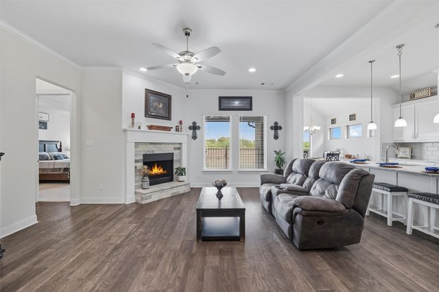 1605 Furrow Lane, Mansfield, TX 76063