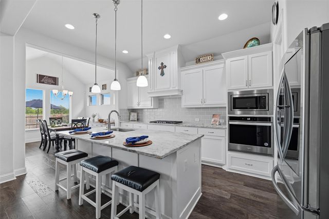 1605 Furrow Lane, Mansfield, TX 76063