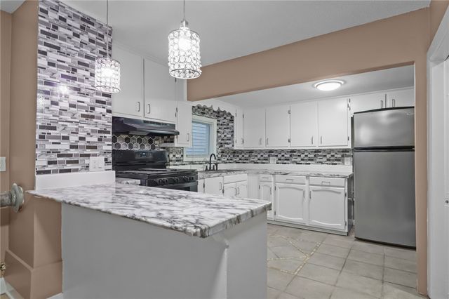 752 Social Street, Woonsocket, RI 02895