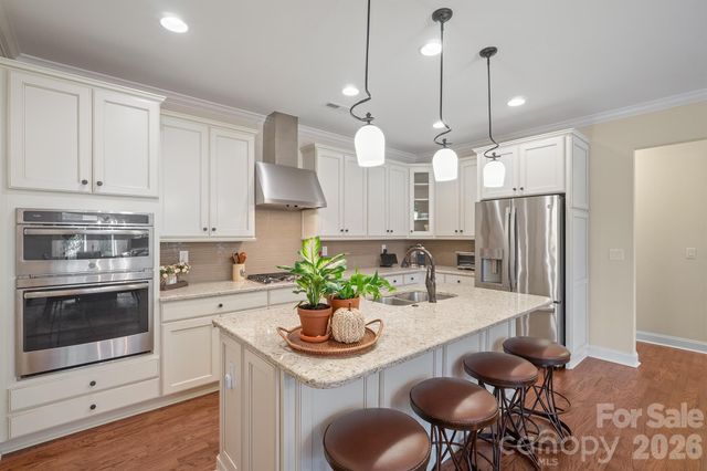 2205 Lincolnshire Lane, Waxhaw, NC 28173