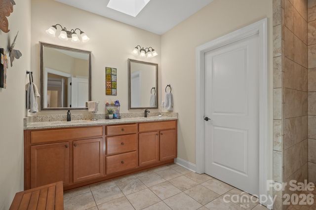 2205 Lincolnshire Lane, Waxhaw, NC 28173