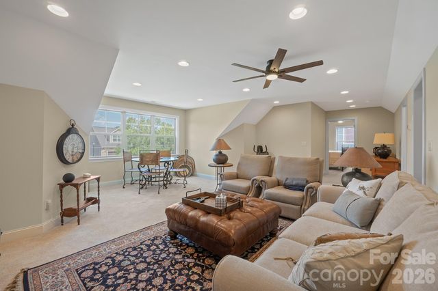 2205 Lincolnshire Lane, Waxhaw, NC 28173