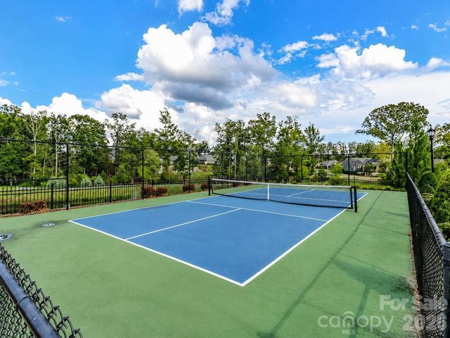 2205 Lincolnshire Lane, Waxhaw, NC 28173