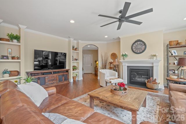 2205 Lincolnshire Lane, Waxhaw, NC 28173