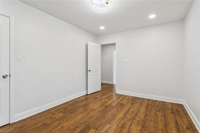 105 Bennington CT, Yorktown, VA 23693