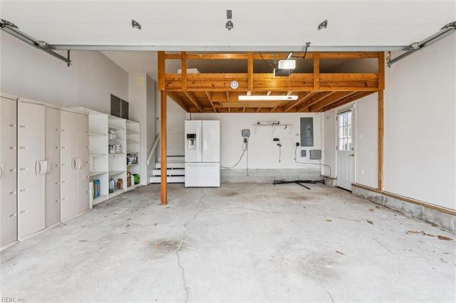 105 Bennington CT, Yorktown, VA 23693