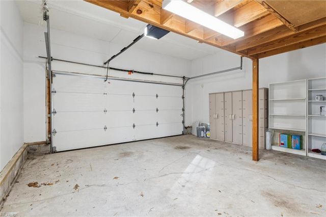 105 Bennington CT, Yorktown, VA 23693