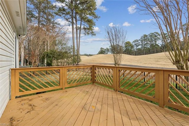 105 Bennington CT, Yorktown, VA 23693