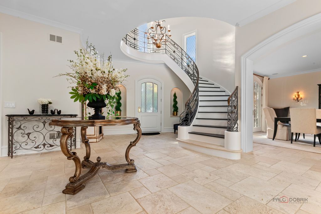 2313 Sheridan Road, Highland Park, IL 60035 — photo 3