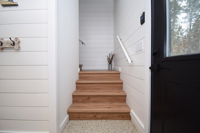 N12395 Eagle View Court, Minong, WI 54859