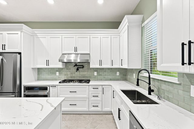 3740 FT CAROLINE HARBOR Drive, Jacksonville, FL 32225