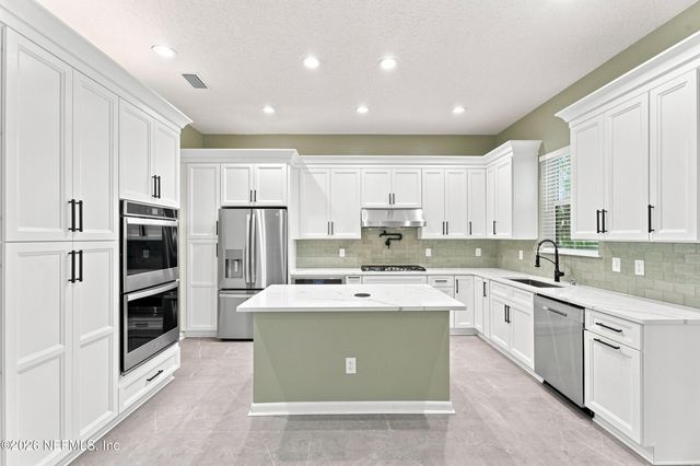 3740 FT CAROLINE HARBOR Drive, Jacksonville, FL 32225