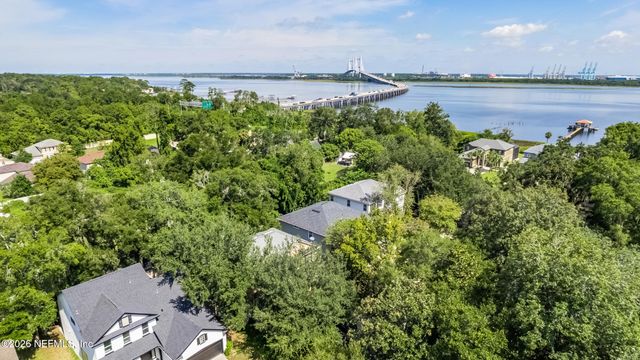 3740 FT CAROLINE HARBOR Drive, Jacksonville, FL 32225