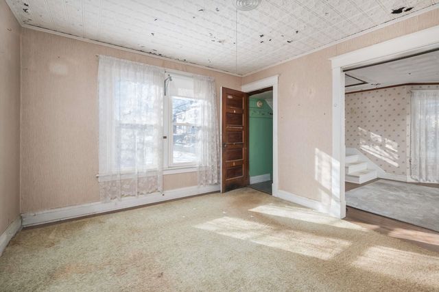 36 Traip Avenue, Kittery, ME 03904