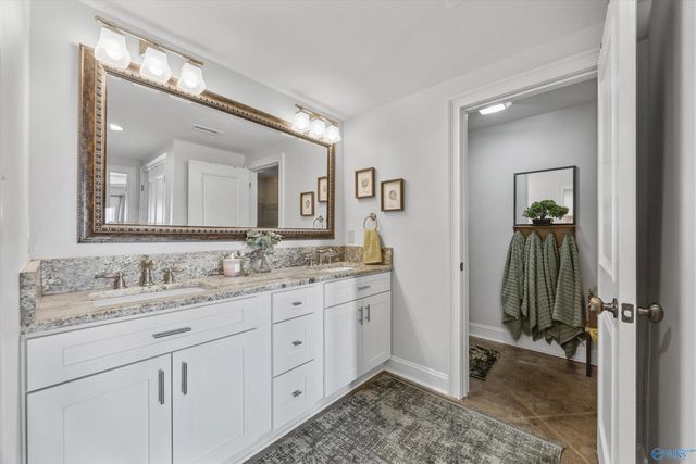 13613 Inverness Place, Athens, AL 35611