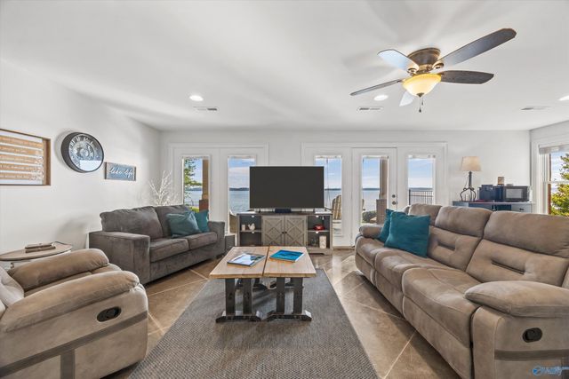 13613 Inverness Place, Athens, AL 35611