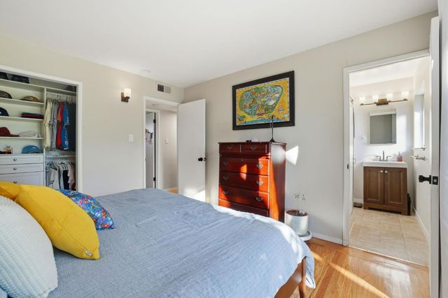 4604 Oxbow Dr, Sacramento, CA 95864