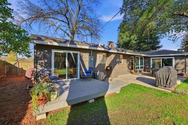 4604 Oxbow Dr, Sacramento, CA 95864