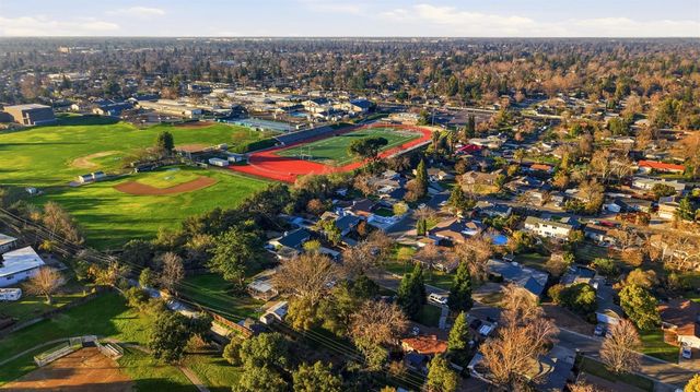 4604 Oxbow Dr, Sacramento, CA 95864