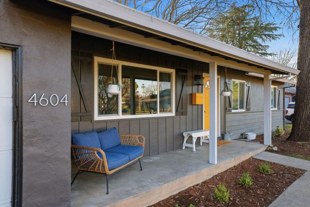 4604 Oxbow Dr, Sacramento, CA 95864