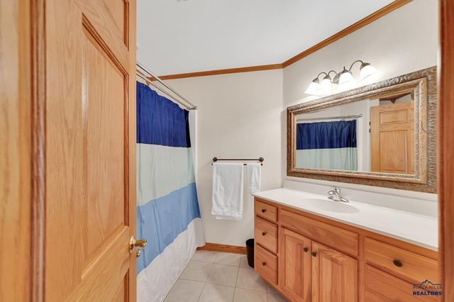 3626 CITY VIEW DR, Rapid City, SD 57701