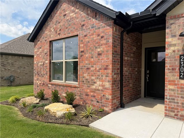 2302 Lexington Street, Siloam Springs, AR 72761