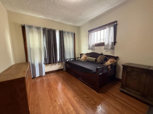 6639 32nd AVENUE, Kenosha, WI 53142