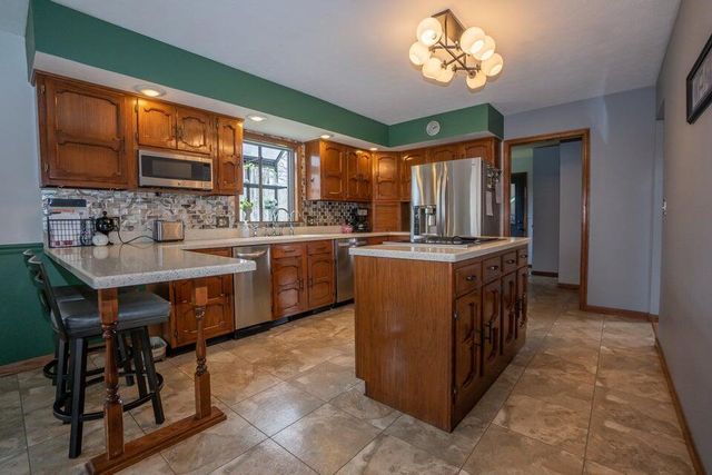 9342 Pasco Montra Road 9342 Pasco Montra Road, Sidney, OH 45365