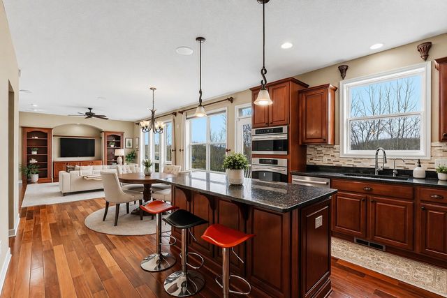 15365 58th Place N, Plymouth, MN 55446