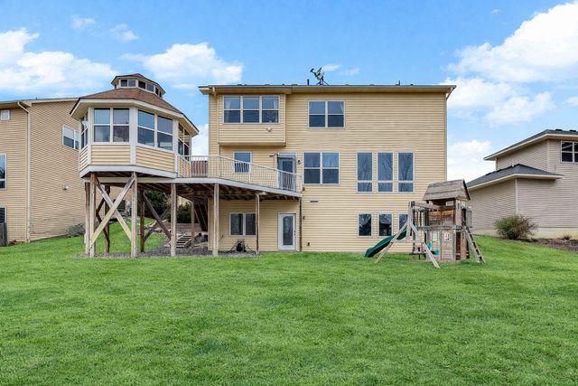 15365 58th Place N, Plymouth, MN 55446