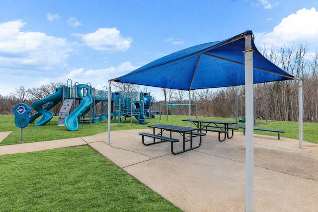 15365 58th Place N, Plymouth, MN 55446