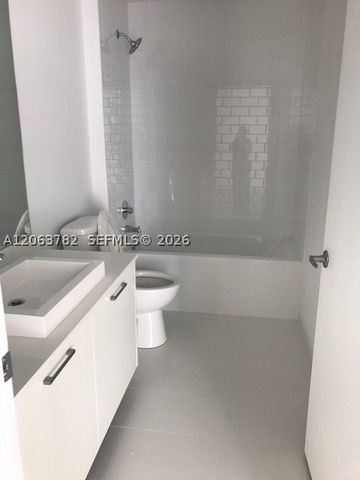 151 SE 1st St 2801, Miami, FL 33131