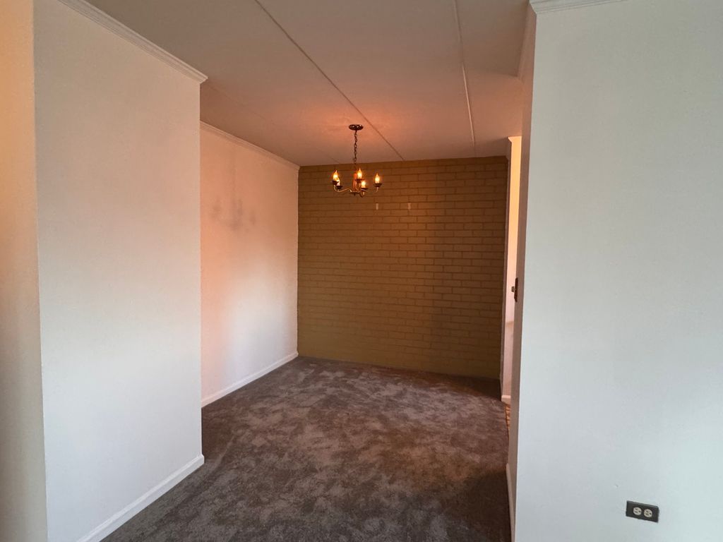 Image 18 of property listing at 300 Circle Avenue 3G, Forest Park, IL 60130