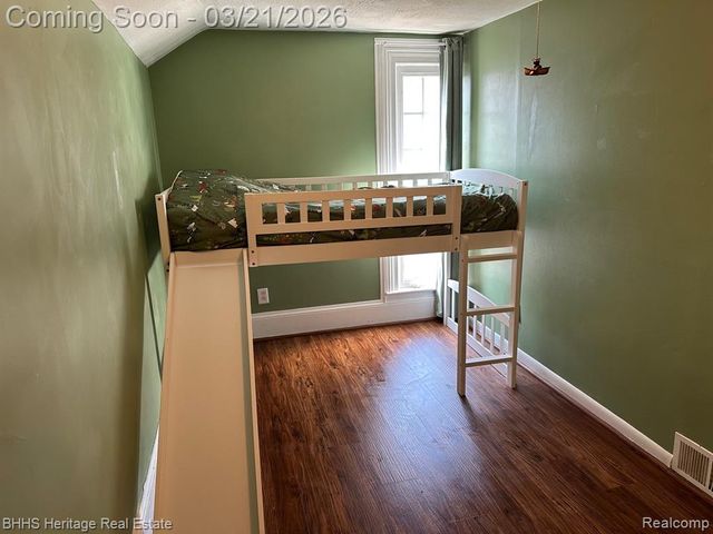 409 Lake Street, Howell, MI 48843