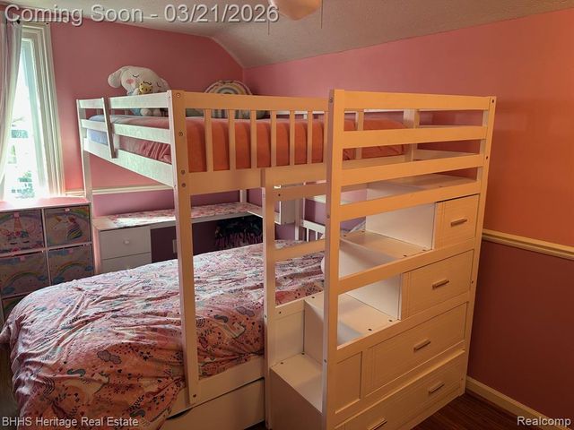 409 Lake Street, Howell, MI 48843