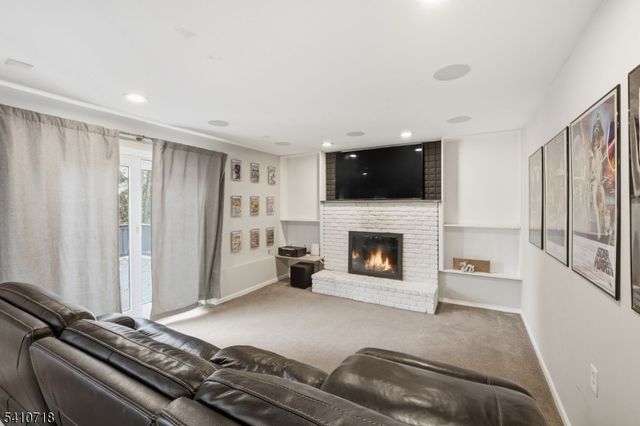 378 E Shore Trl, Sparta Twp., NJ 07871