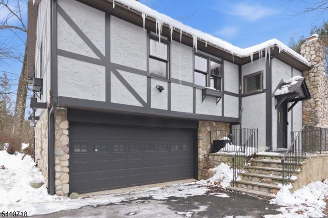 378 E Shore Trl, Sparta Twp., NJ 07871