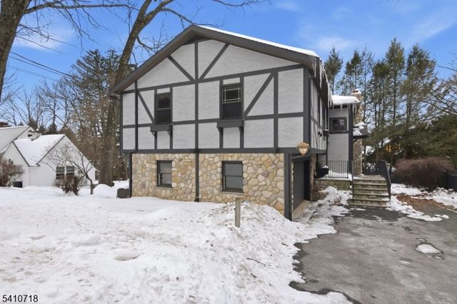 378 E Shore Trl, Sparta Twp., NJ 07871