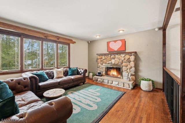 378 E Shore Trl, Sparta Twp., NJ 07871