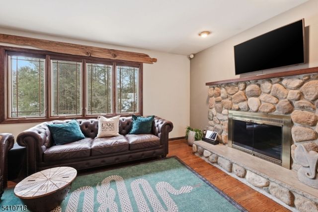 378 E Shore Trl, Sparta Twp., NJ 07871