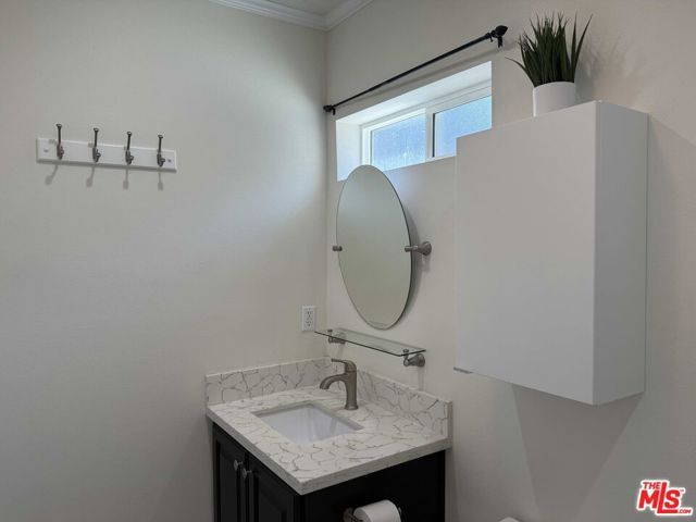 626 Silver Lake Boulevard, Los Angeles, CA 90026