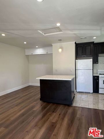 626 Silver Lake Boulevard, Los Angeles, CA 90026