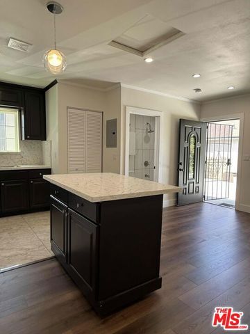 626 Silver Lake Boulevard, Los Angeles, CA 90026