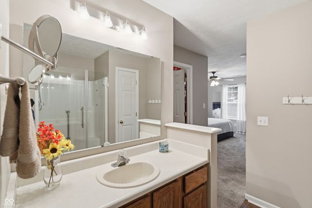 1960 Winfield Park Drive, Greenfield, IN 46140