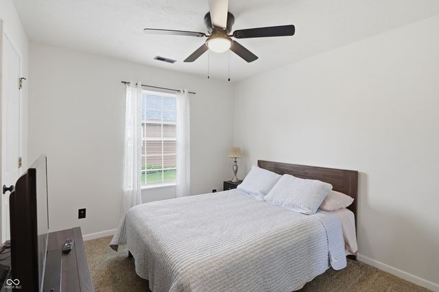 1960 Winfield Park Drive, Greenfield, IN 46140