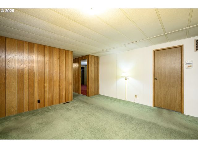 2901 E 2ND St 109, Newberg, OR 97132