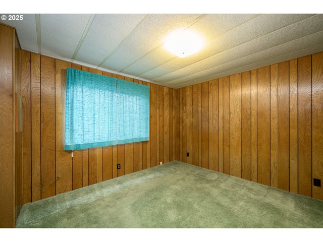 2901 E 2ND St 109, Newberg, OR 97132