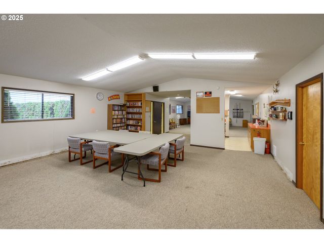 2901 E 2ND St 109, Newberg, OR 97132