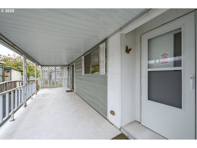 2901 E 2ND St 109, Newberg, OR 97132